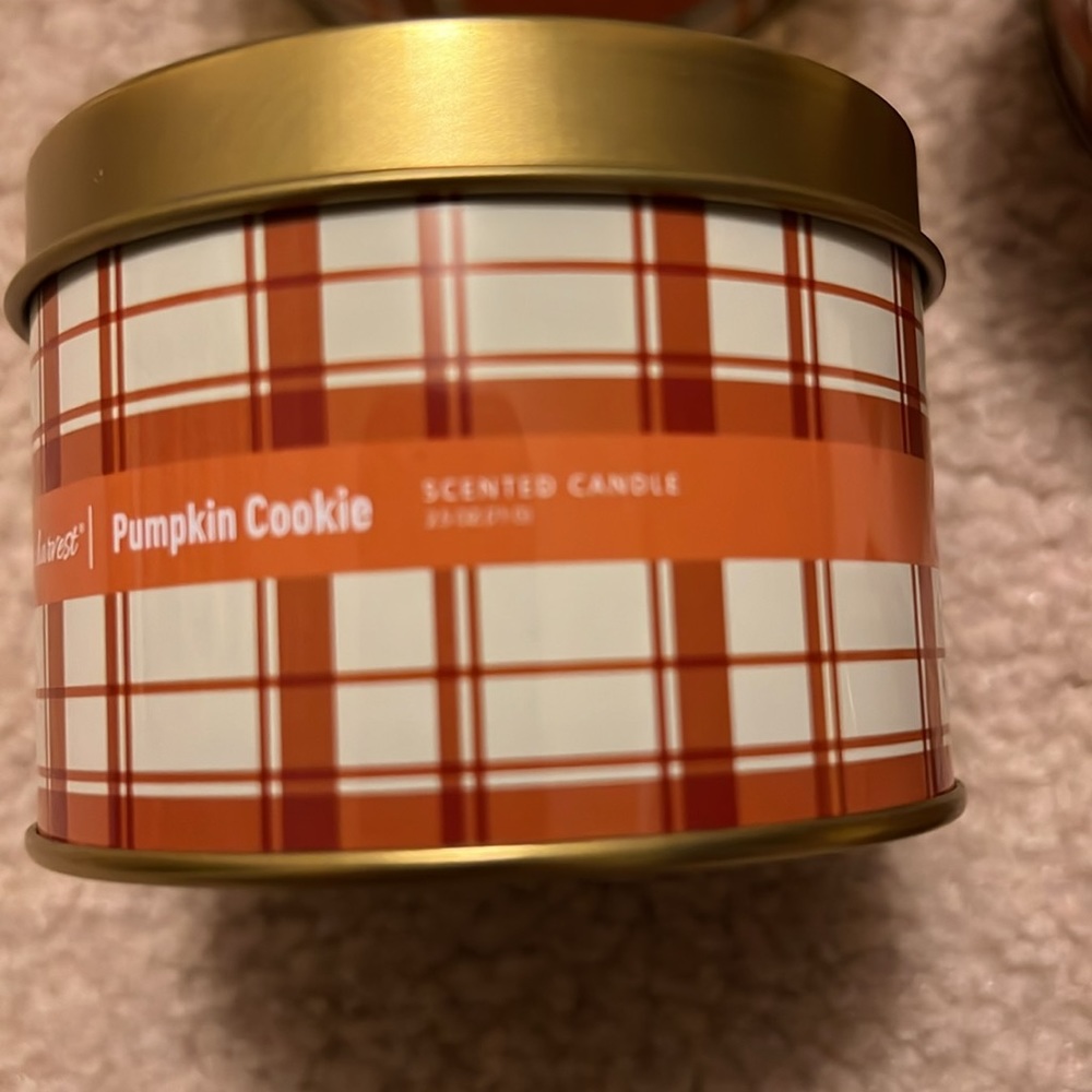 New 4 pumpkin cookie candles Can - Picture 4 of 5